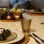 Apartment Bright & Spacious By The Sea, Free Parking, 10min To Airport, 12min To Alesund Ytterland