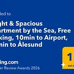 דירה Bright & Spacious By The Sea, Free Parking, 10min To Airport, 12min To Alesund *