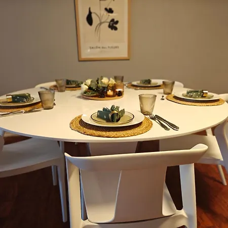 Bright & Spacious By The Sea, Free Parking, 10min To Airport, 12min To Alesund *