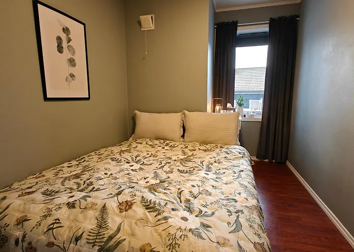 公寓 Bright & Spacious By The Sea, Free Parking, 10min To Airport, 12min To Alesund Ytterland