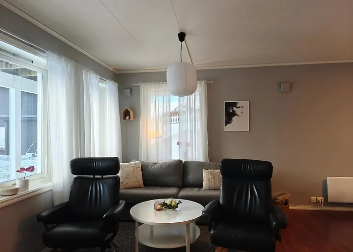 公寓 Bright & Spacious By The Sea, Free Parking, 10min To Airport, 12min To Alesund Ytterland